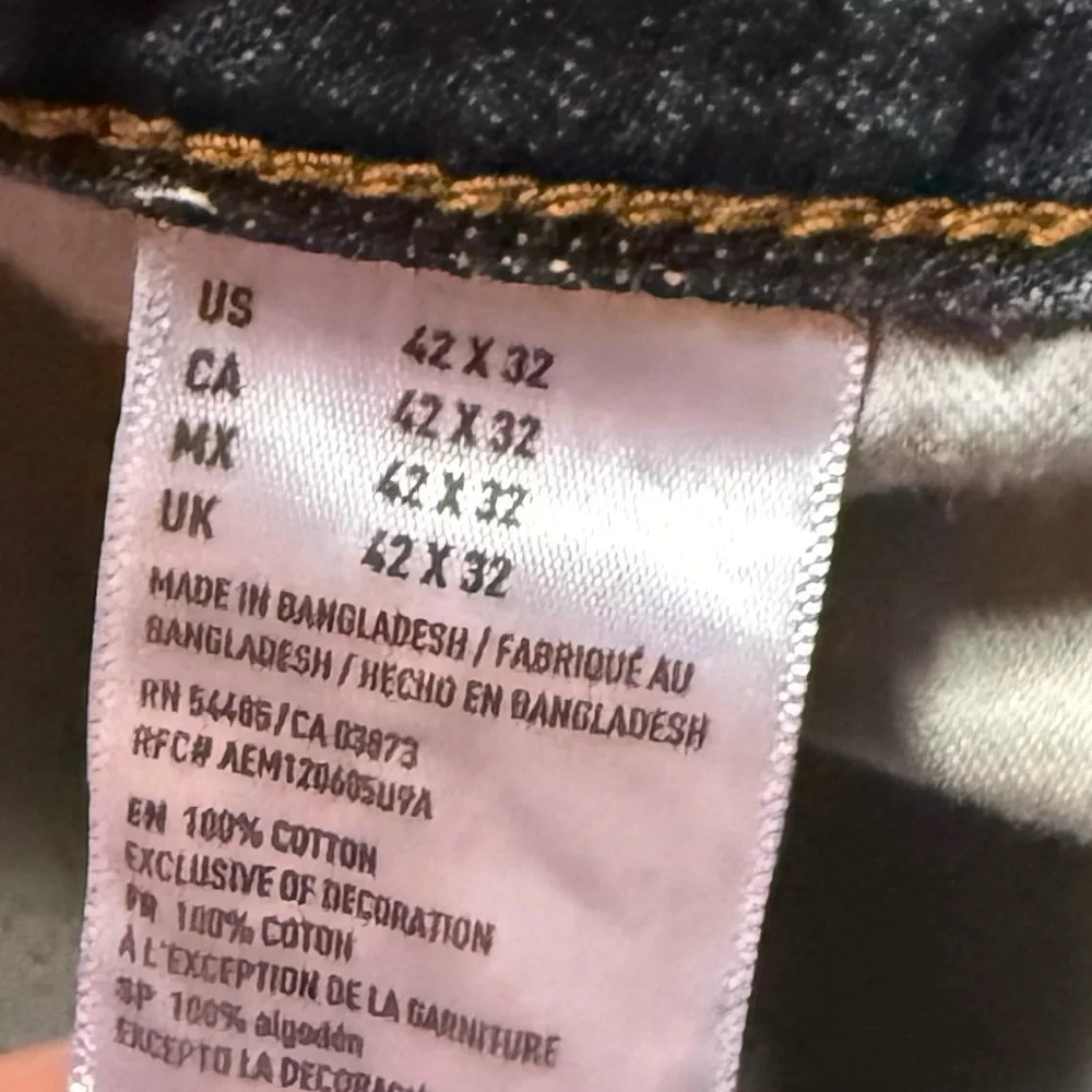 American Eagle Distressed Denim “Jorts” 42. Made to Last